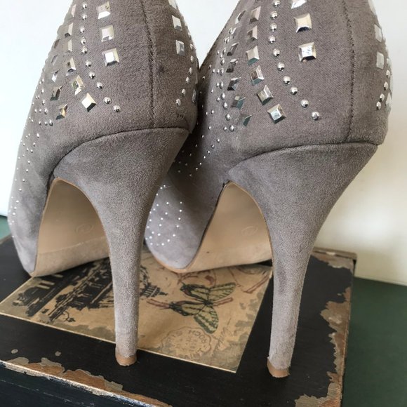 Charming Charlie Taupe Suede Platform Stilettos - Picture 7 of 12